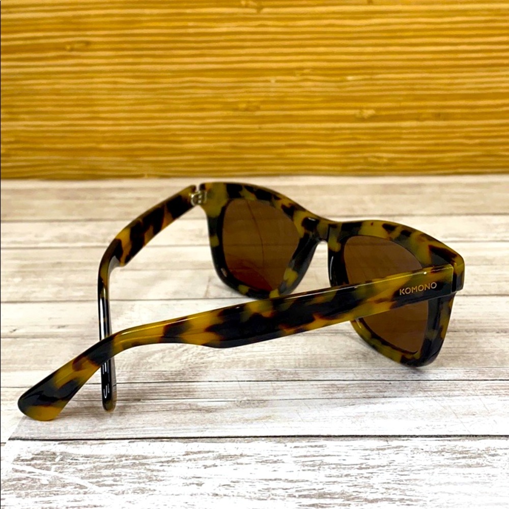 New Men’s KOMONO Brown Tan tortoise Sunglasses rectangular - Picture 9 of 15